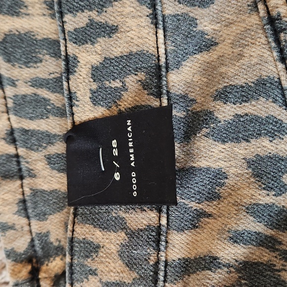 NWT GOOD AMERICAN LEOPARD JEANS - Picture 5 of 6